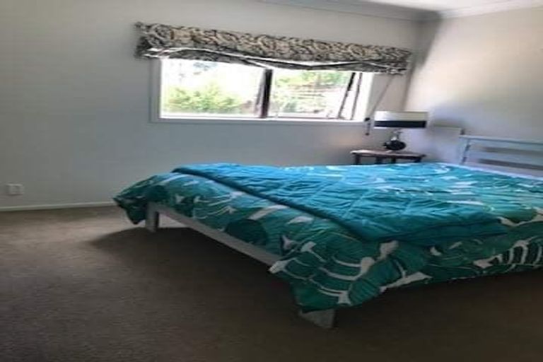 Photo of property in 3 Karaka Grove, Raumati Beach, Paraparaumu, 5032