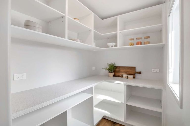 Photo of property in 13 Olney Court, One Tree Point, 0118