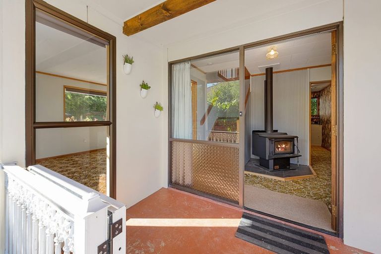 Photo of property in 16 Durham Street, Tapanui, 9522