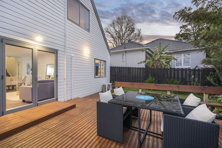 Photo of property in 251a Royal Road, Massey, Auckland, 0614