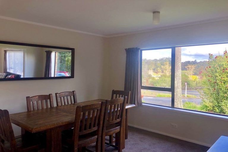 Photo of property in 2 Kemp Road, Kerikeri, 0230
