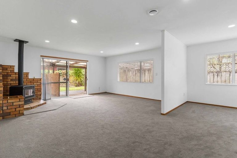 Photo of property in 55 Palomino Drive, Henderson, Auckland, 0612