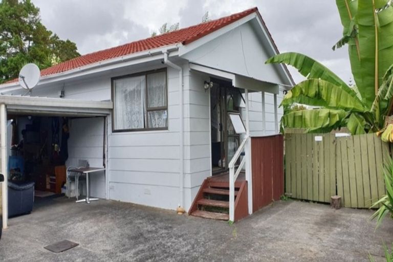 Photo of property in 2/3 Ririno Place, Manurewa, Auckland, 2102