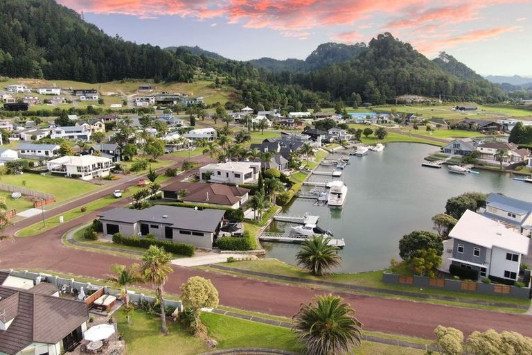 Photo of property in 421 Waterways Parade, Pauanui, Hikuai, 3579