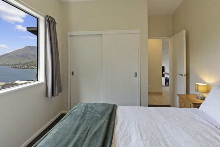 Photo of property in 75 Hensman Road, Queenstown, 9300