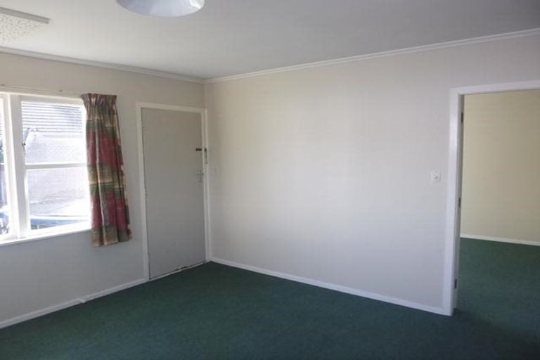 Photo of property in 1/3 Camp Street, Silverstream, Upper Hutt, 5019