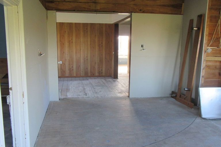 Photo of property in 37 Rhodes Street, Waimate, 7924