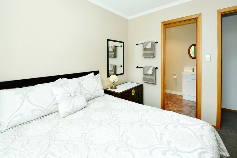 Photo of property in 6 James Place, Richmond, 7020