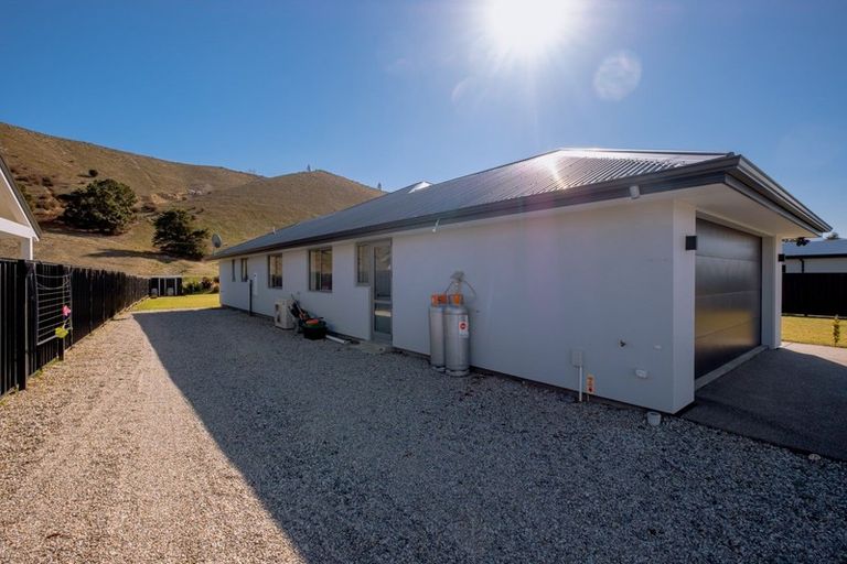 Photo of property in 36 Perriam Place, Mount Pisa, Cromwell, 9383