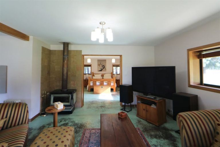 Photo of property in 303 Yaxleys Road, Loburn, Rangiora, 7472