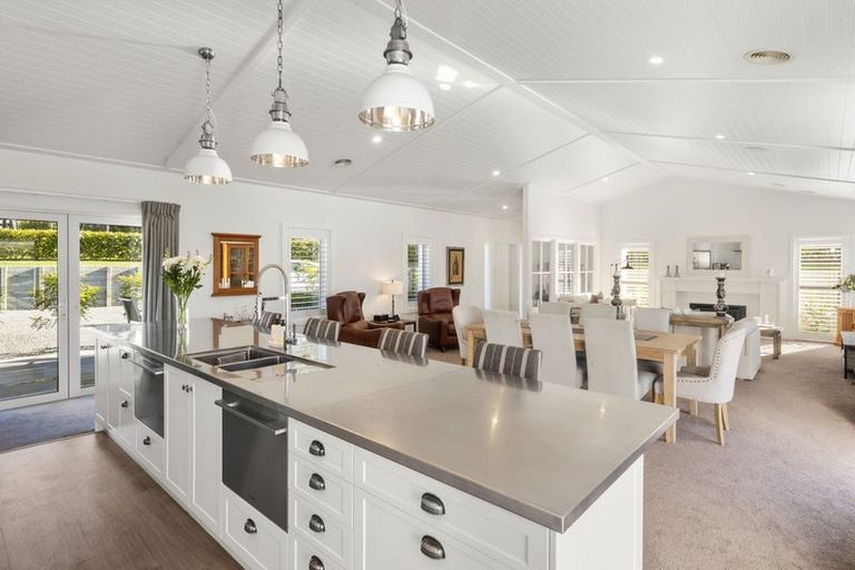 Photo of property in 2/21 Highland Drive, Acacia Bay, Taupo, 3385