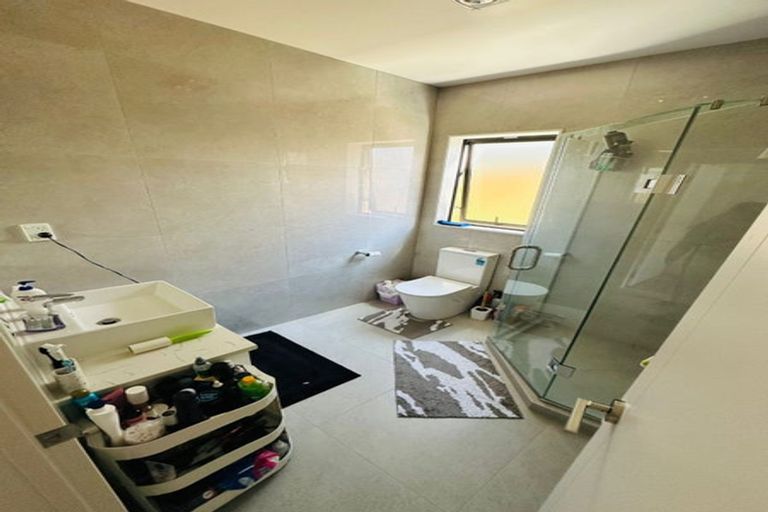 Photo of property in 19 Ballyliffin Drive, Flat Bush, Auckland, 2019