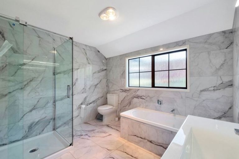 Photo of property in 19a Manuwai Road, Torbay, Auckland, 0630