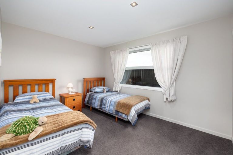 Photo of property in 52 Acacia Avenue, Rangiora, 7400