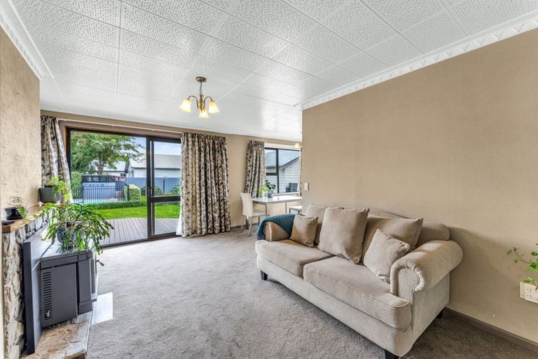 Photo of property in 6 Earnslaw Crescent, Bryndwr, Christchurch, 8053