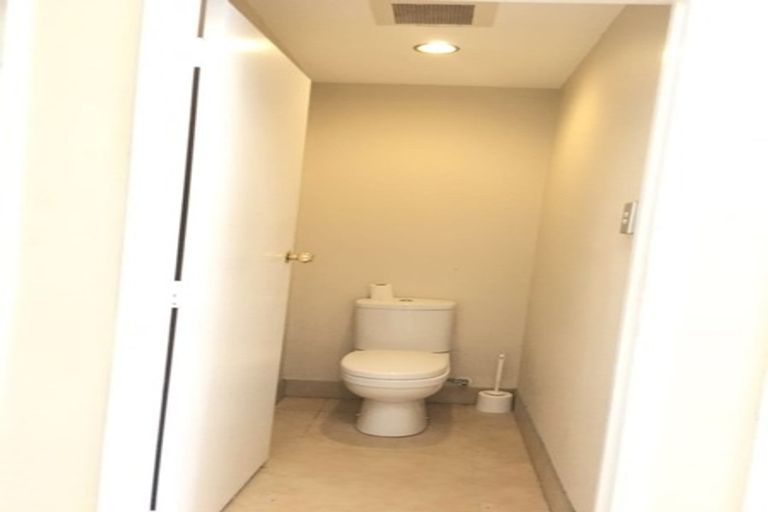 Photo of property in 3 Waipa Street, Birkenhead, Auckland, 0626