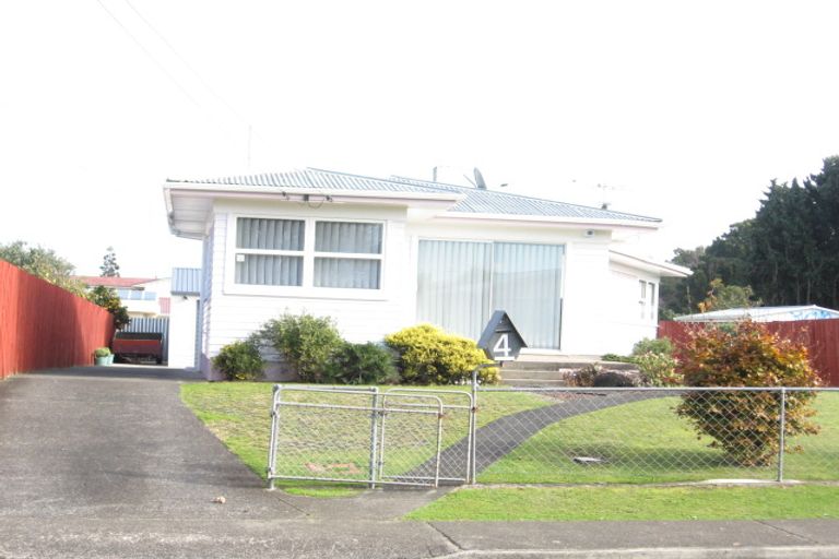 Photo of property in 4 Mcdivitt Street, Manurewa, Auckland, 2102
