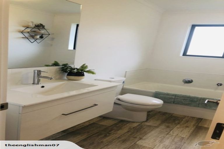 Photo of property in 19 Ruru Place, Oxford, 7430