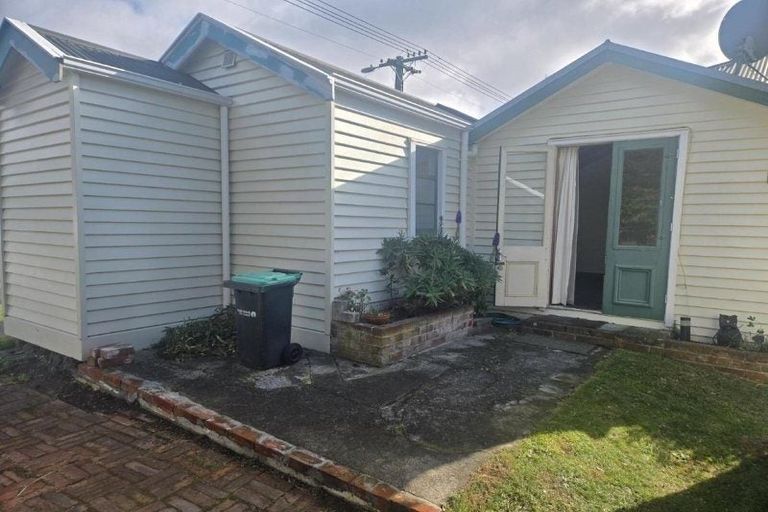 Photo of property in 21 Menzies Street, Sumner, Christchurch, 8081