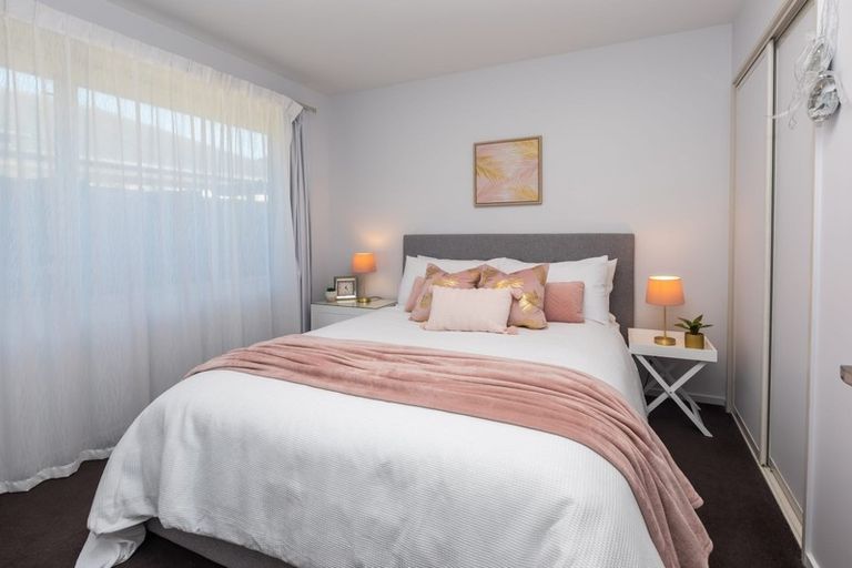 Photo of property in 4 Annies Lane, Aidanfield, Christchurch, 8025