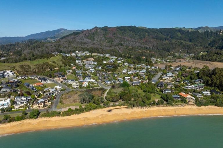 Photo of property in 8 Kotare Place, Kaiteriteri, Motueka, 7197