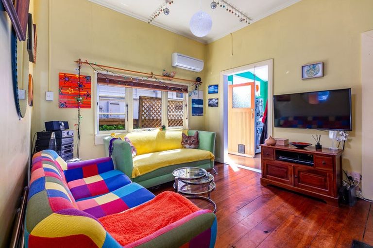 Photo of property in 38 Duppa Street, Berhampore, Wellington, 6023