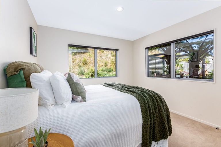 Photo of property in 22 Ships Cove, Whitby, Porirua, 5024