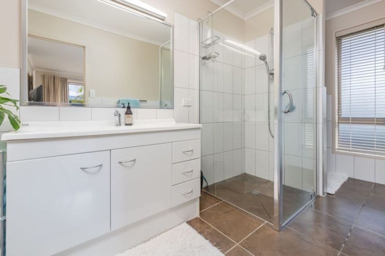 Photo of property in 6 Urutawa Drive, Kerikeri, 0230