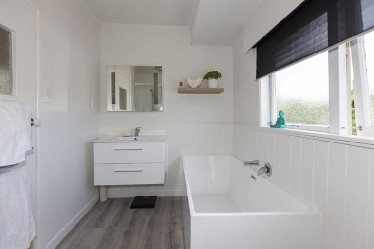 Photo of property in 62 Manly Street, Paraparaumu Beach, Paraparaumu, 5032