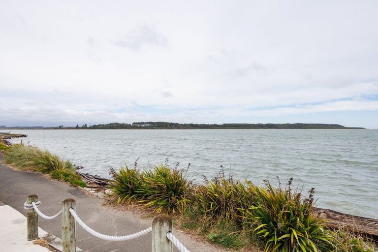 Photo of property in 18 Robbie Street, Foxton Beach, Foxton, 4815