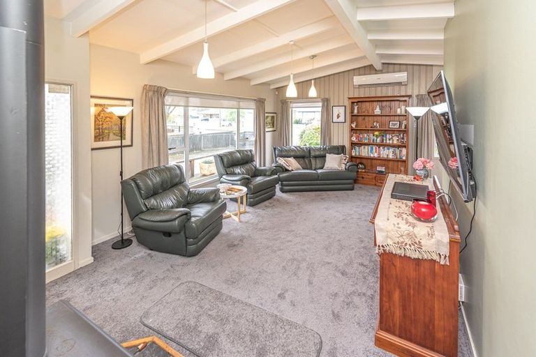 Photo of property in 24 Lewis Avenue, Aramoho, Whanganui, 4500