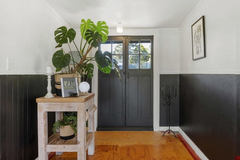 Photo of property in 143 Rangatira Drive, Mangakino, 3421