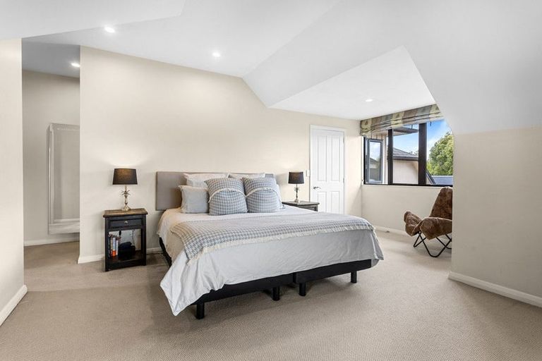 Photo of property in 177 Blighs Road, Strowan, Christchurch, 8052