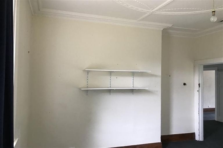 Photo of property in 18 Lachlan Avenue, North Dunedin, Dunedin, 9016