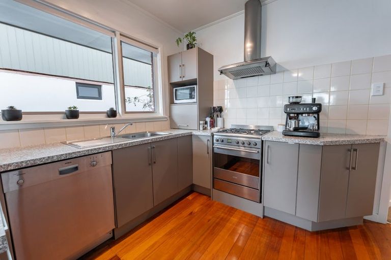 Photo of property in 28 Orbell Street, Highfield, Timaru, 7910
