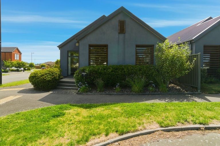 Photo of property in 69 Caulfield Avenue, Halswell, Christchurch, 8025