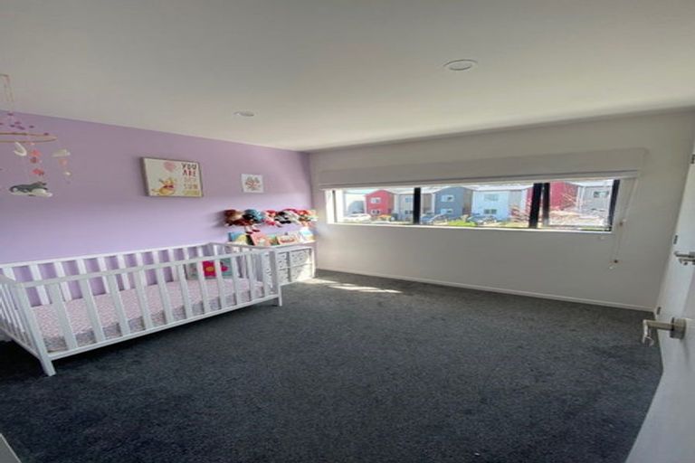 Photo of property in 13 Artistry Lane, Papakura, 2110