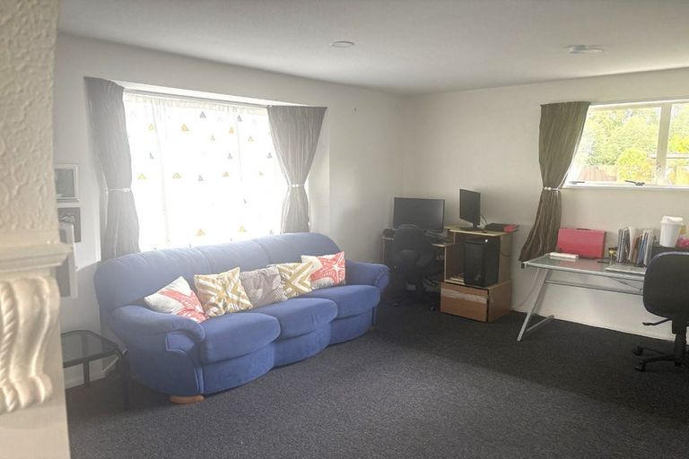 Photo of property in 16a Stanton Place, Woodend, 7610