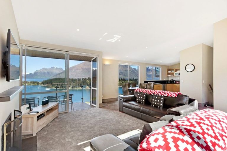 Photo of property in 21/7 Earnslaw Terrace, Queenstown, 9300
