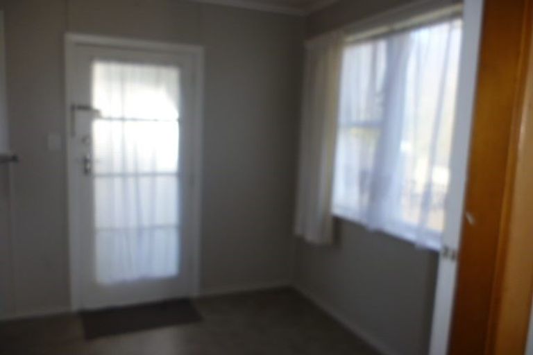 Photo of property in 1/19 Mangaroa Hill Road, Maoribank, Upper Hutt, 5018