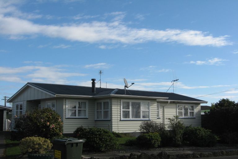Photo of property in 36 Parsons Avenue, Levin, 5510