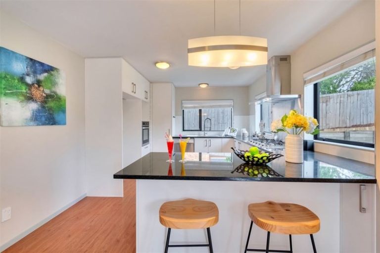 Photo of property in 7 Roberts Road, Te Atatu South, Auckland, 0610