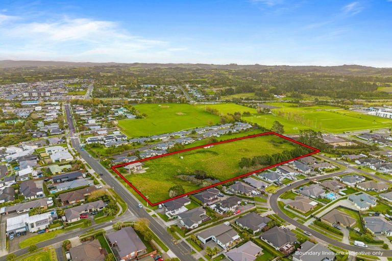 Photo of property in 68 Tapu Road, Huapai, Kumeu, 0810