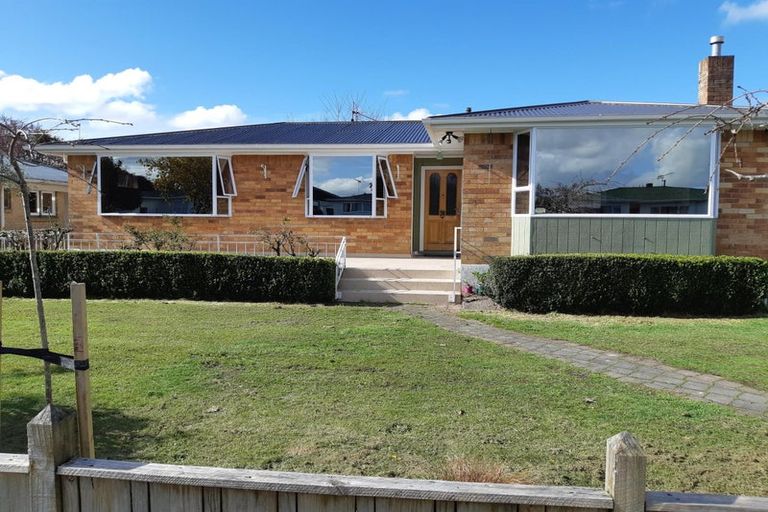 Photo of property in 9 Liston Crescent, Hillcrest, Hamilton, 3216