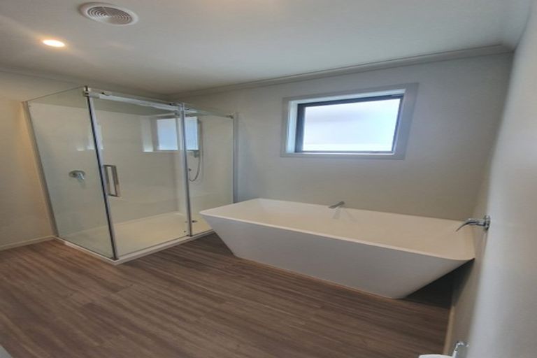 Photo of property in 84a Church Street, Mosgiel, 9024