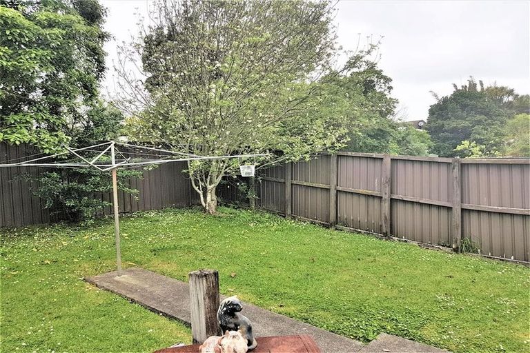 Photo of property in 8 Malibu Grove, Bayview, Auckland, 0629