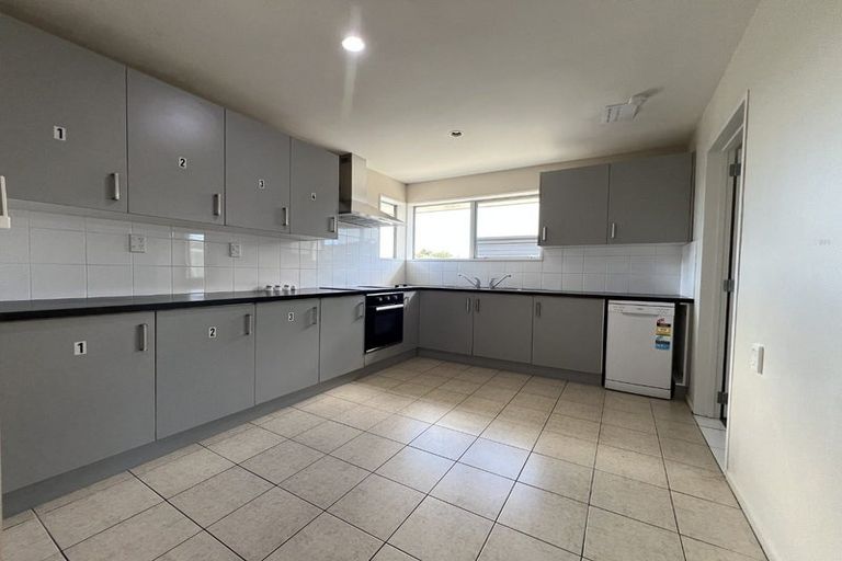 Photo of property in 55a Wharenui Road, Upper Riccarton, Christchurch, 8041