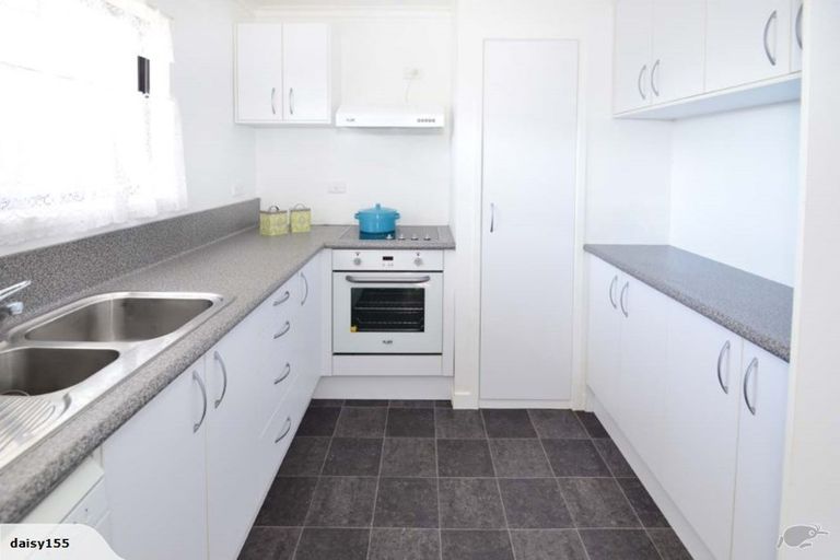 Photo of property in 2/49 Sartors Avenue, Browns Bay, Auckland, 0630