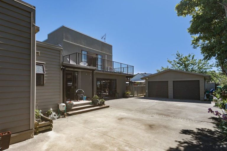 Photo of property in 41 Mcgreevy Street, Waipawa, 4210