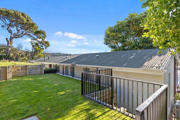 Photo of property in 150 Mccormacks Bay Road, Redcliffs, Christchurch, 8081